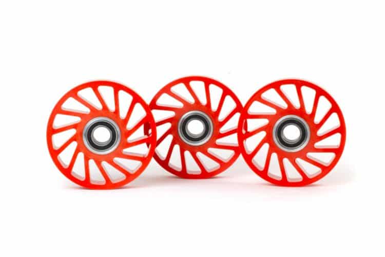 Zero-Crush Wheels with bearing hub, molded ML6 polyurethane covering